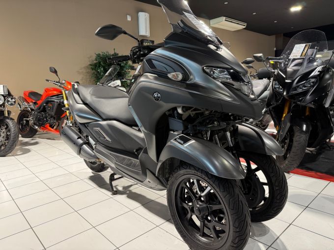 YAMAHA TRICITY 300 4