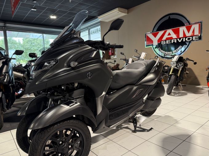 YAMAHA TRICITY 300 4