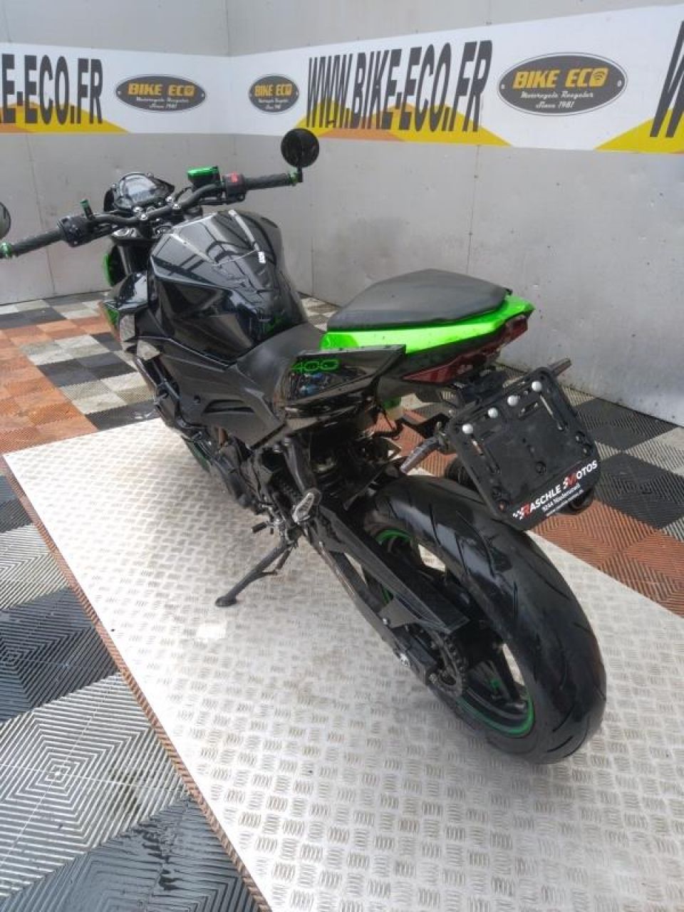 KAWASAKI Z400 4