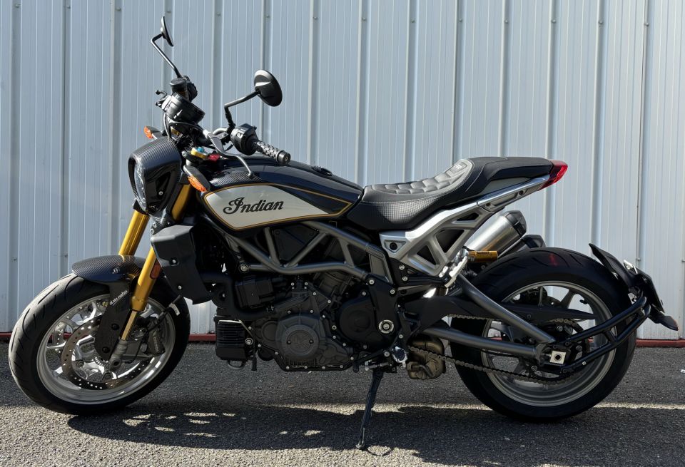 INDIAN FTR 1200 CARBON 4