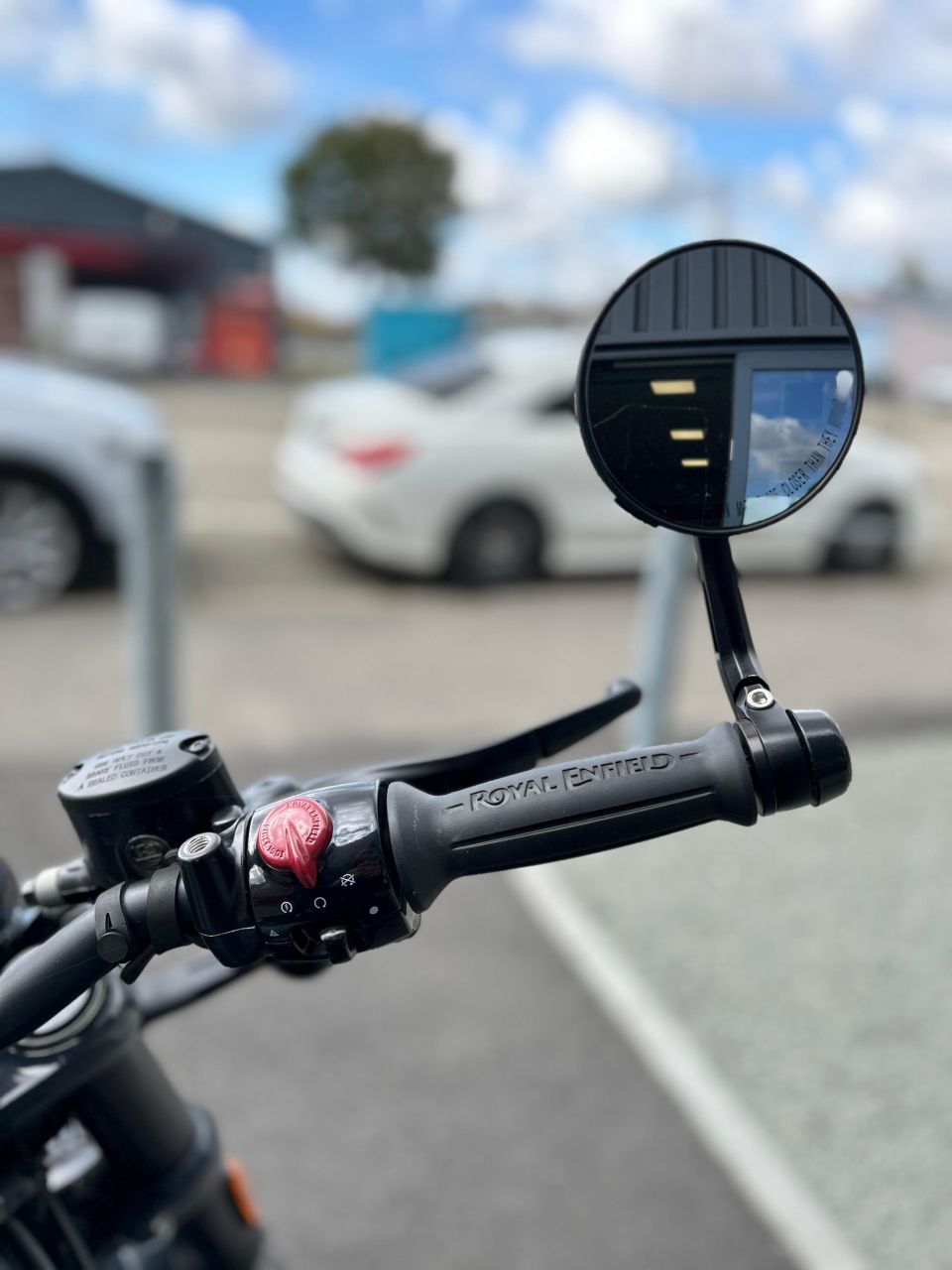 ROYAL ENFIELD SHOTGUN 650 4