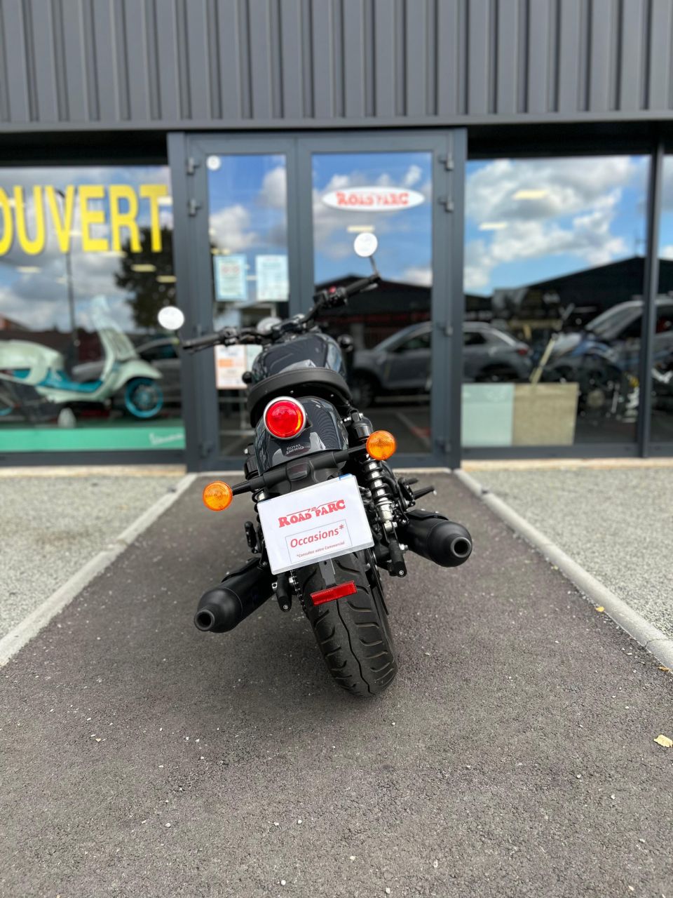 ROYAL ENFIELD SHOTGUN 650 4