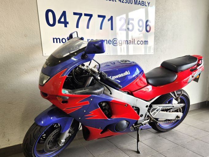 KAWASAKI ZX-6RR 4