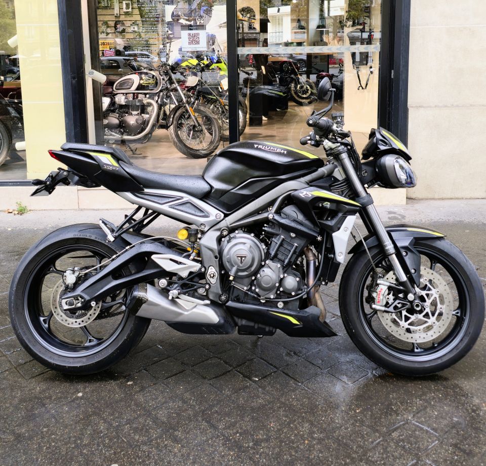 TRIUMPH STREET TRIPLE 765 RS 4
