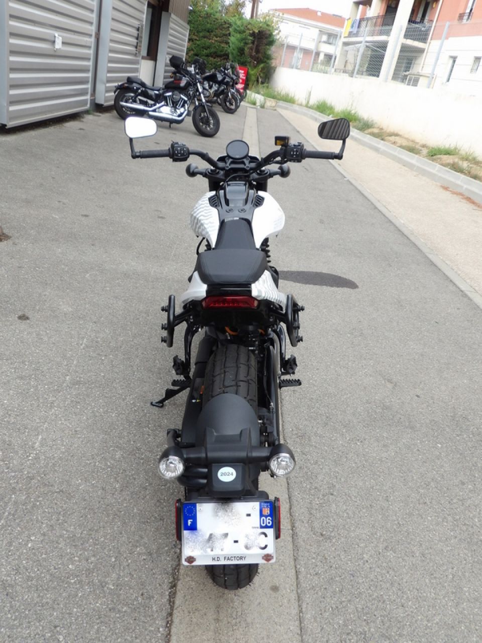 LIVEWIRE S2 DEL MAR 4