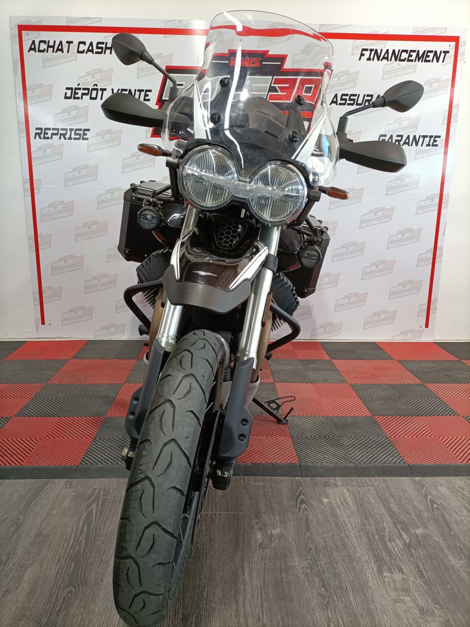 MOTO GUZZI V85 TT 850 4