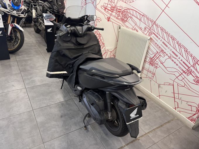 HONDA NSS FORZA 125 4