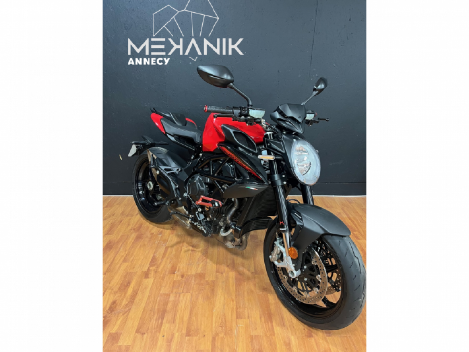 MV AGUSTA BRUTALE 800 EAS 4