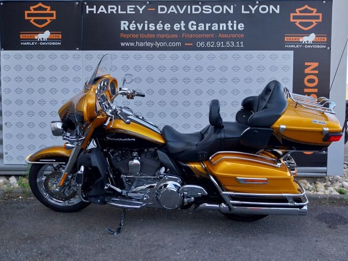 HARLEY-DAVIDSON TOURING ELECTRA GLIDE 1800 ULTRA CVO 4