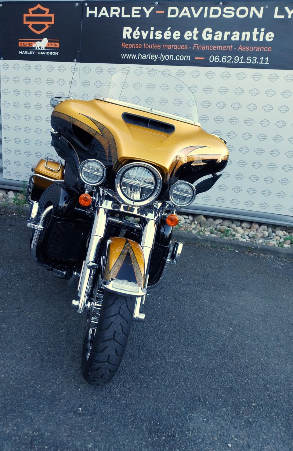 HARLEY-DAVIDSON TOURING ELECTRA GLIDE 1800 ULTRA CVO 4