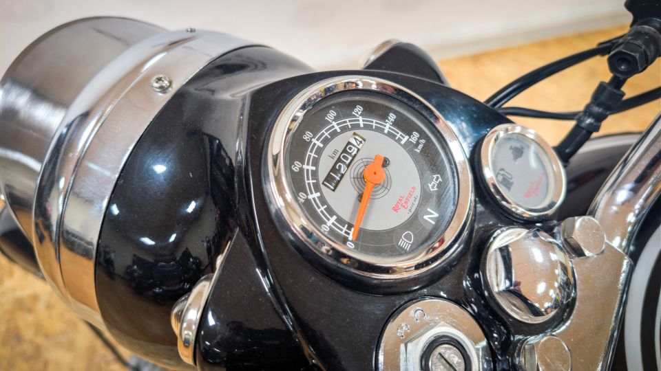 ROYAL ENFIELD BULLET 500 STANDARD 4