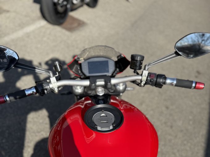 DUCATI MONSTER 1200 4