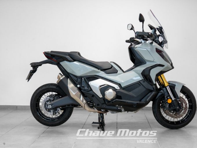 HONDA X-ADV 750 4