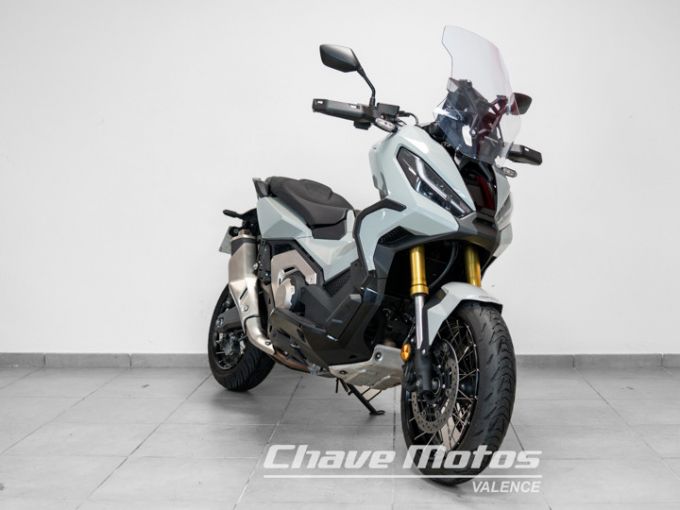 HONDA X-ADV 750 4
