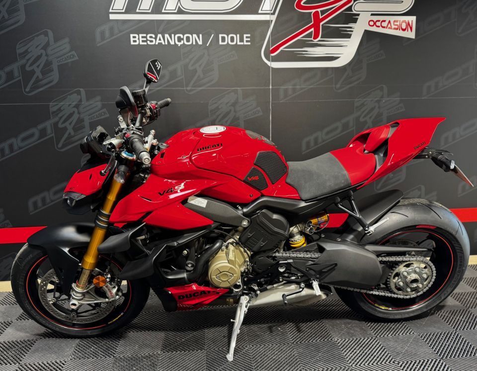 DUCATI STREETFIGHTER V4 S 4