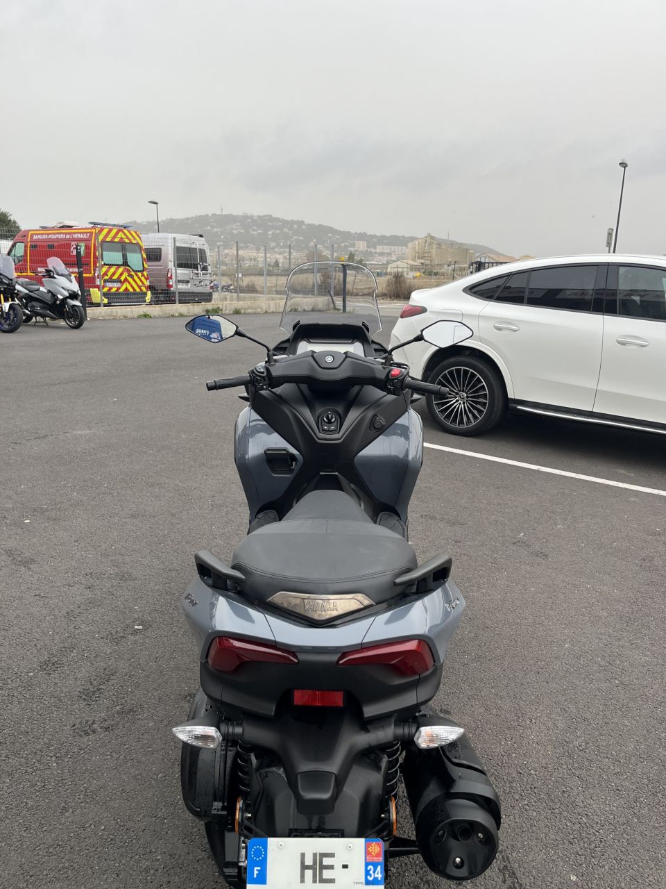 YAMAHA TRICITY 300 4