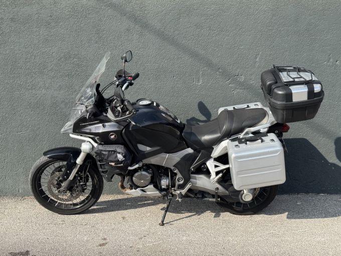 HONDA CROSSTOURER 4