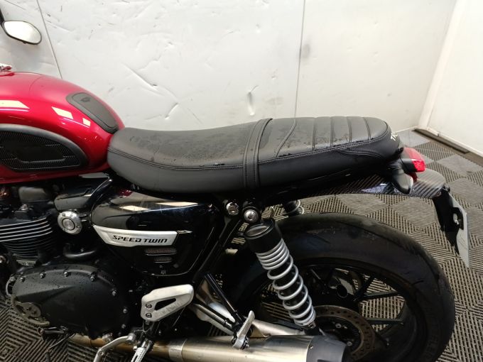 TRIUMPH SPEED TWIN 1200 4