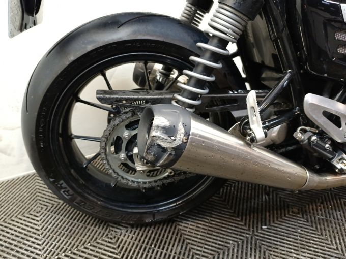 TRIUMPH SPEED TWIN 1200 4