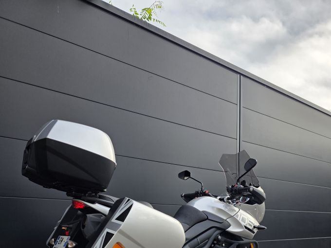 TRIUMPH TIGER 1050 SPORT ABS 4