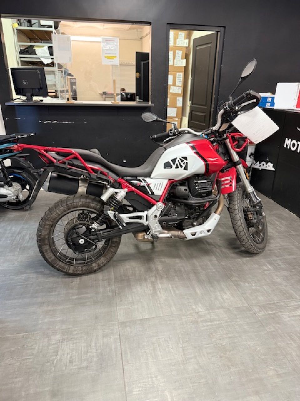 MOTO GUZZI V85 TT 850 4