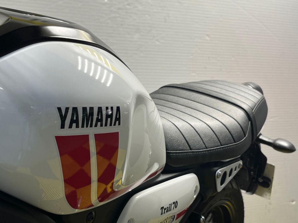 YAMAHA XSR 125 4
