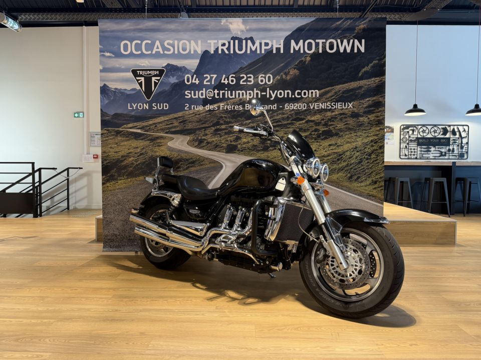 TRIUMPH Rocket III 4