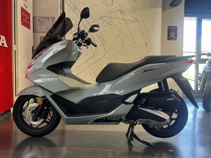 HONDA PCX 125 4