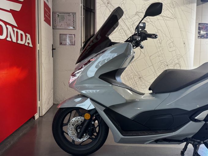 HONDA PCX 125 4
