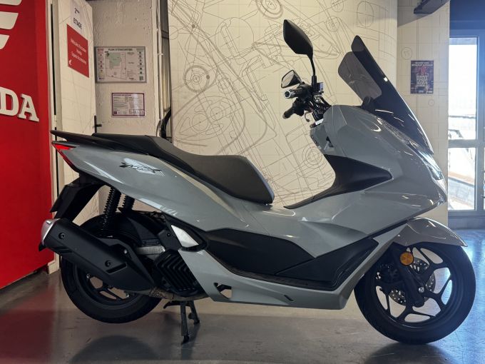 HONDA PCX 125 4