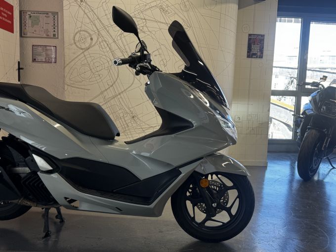 HONDA PCX 125 4