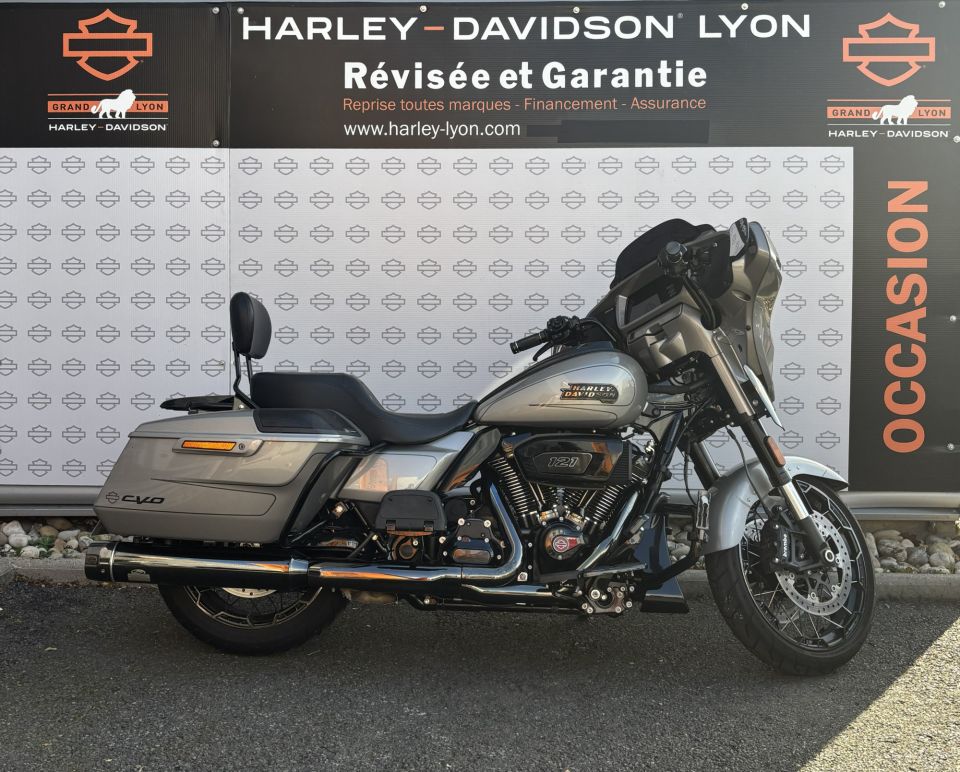 HARLEY-DAVIDSON TOURING STREET GLIDE 1977 CVO  4