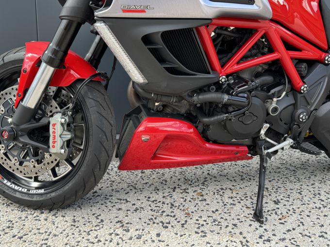 DUCATI DUCATI 1200 DIAVEL 2011 4