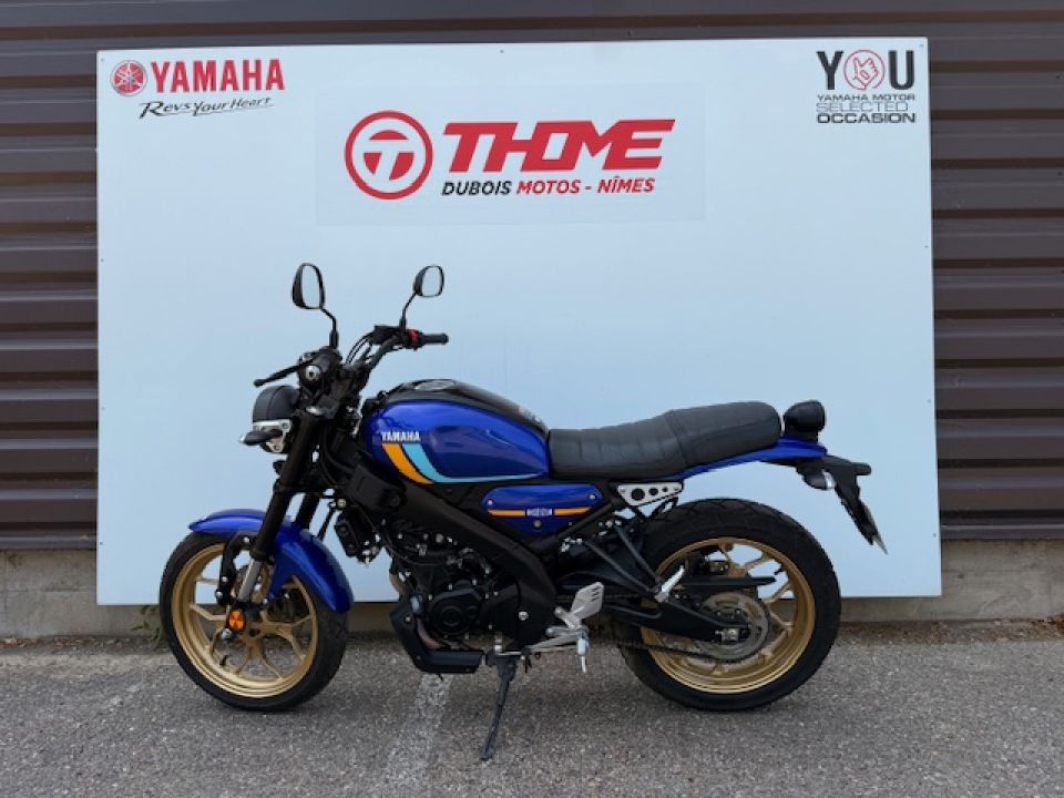 YAMAHA XSR 125 4