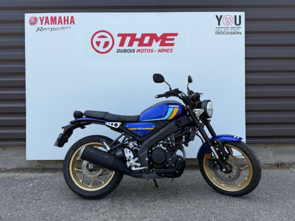 YAMAHA XSR 125 4
