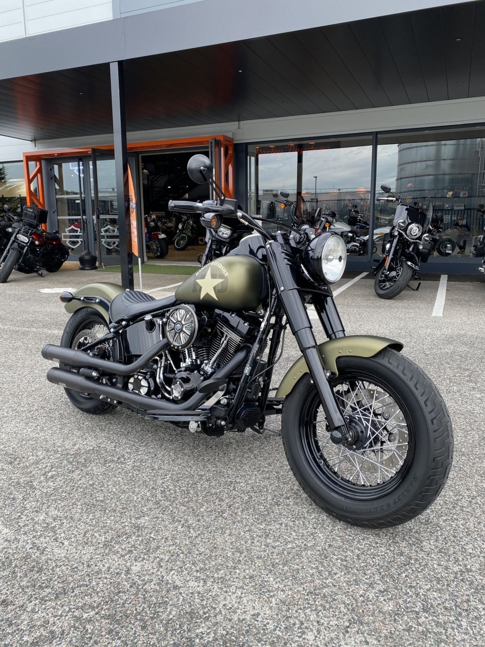 HARLEY-DAVIDSON SOFTAIL SLIM 1800 S 4