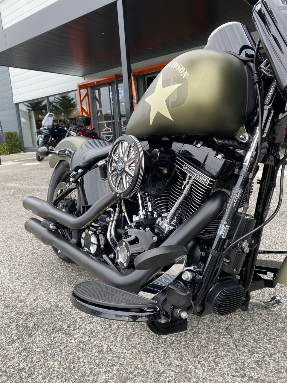 HARLEY-DAVIDSON SOFTAIL SLIM 1800 S 4