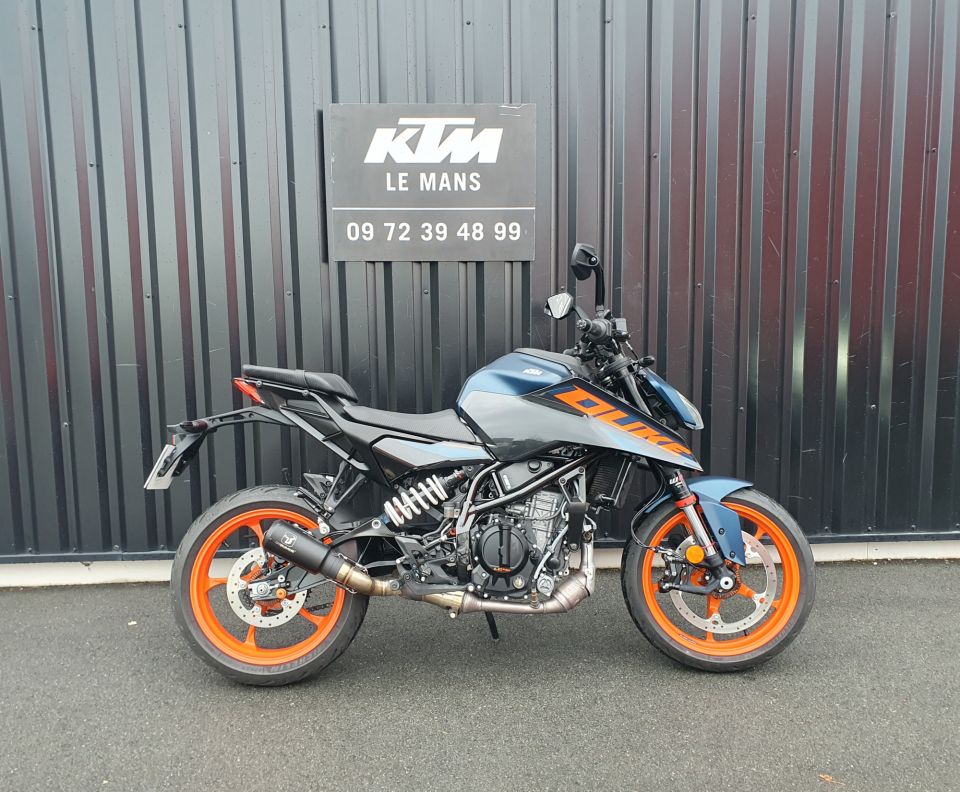 KTM 125 DUKE 4