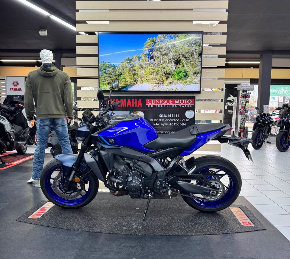YAMAHA MT-09 35KW 4