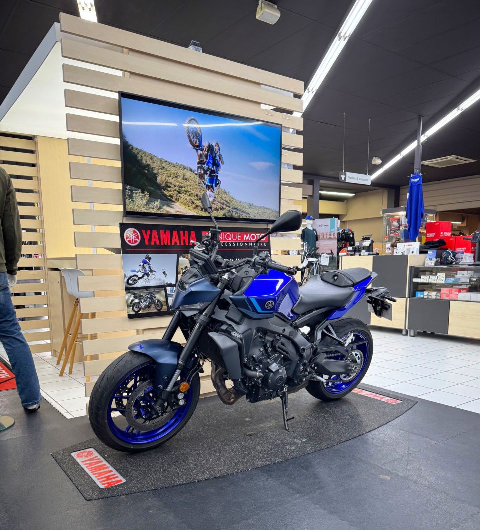 YAMAHA MT-09 35KW 4