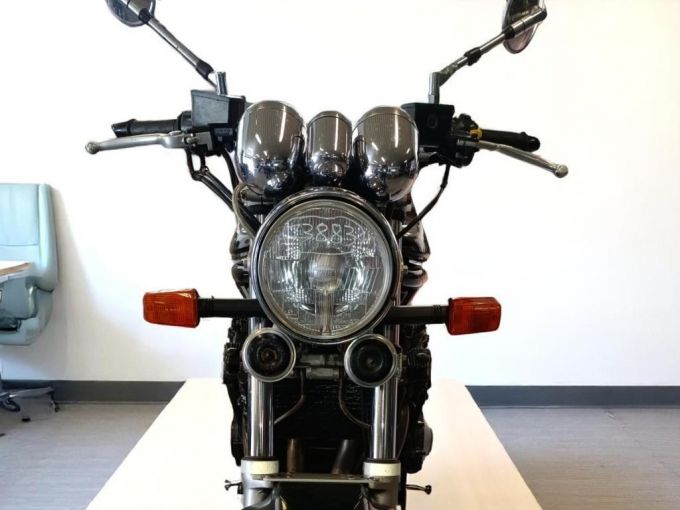 SUZUKI GSF 1200 N BANDIT 4