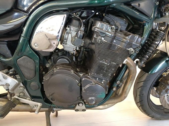 SUZUKI GSF 1200 N BANDIT 4