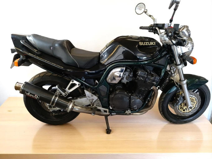 SUZUKI GSF 1200 N BANDIT 4
