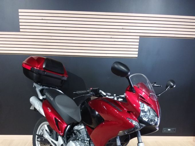 HONDA VARADERO 125 4