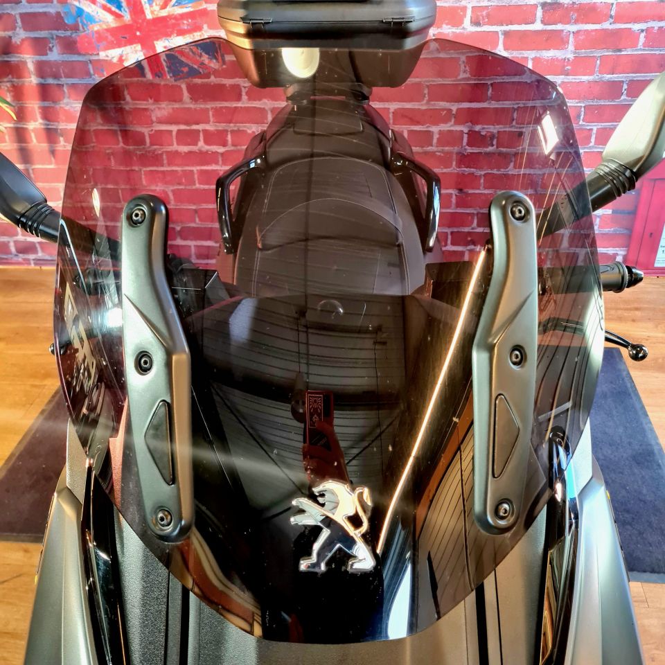 PEUGEOT METROPOLIS 400 GT 4