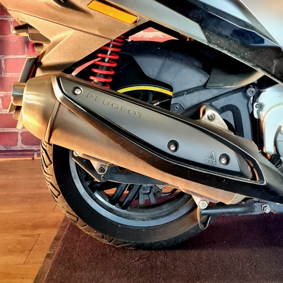 PEUGEOT METROPOLIS 400 GT 4