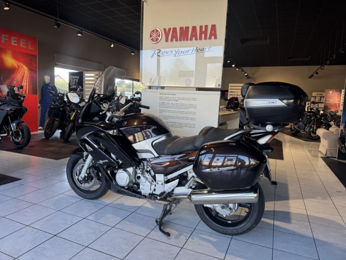 YAMAHA FJR 1300 ABS 4