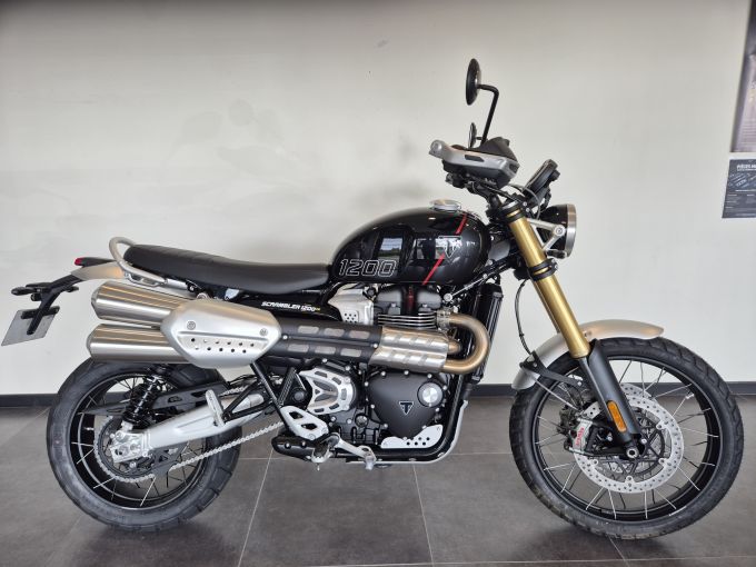 TRIUMPH SCRAMBLER 1200 XE 4