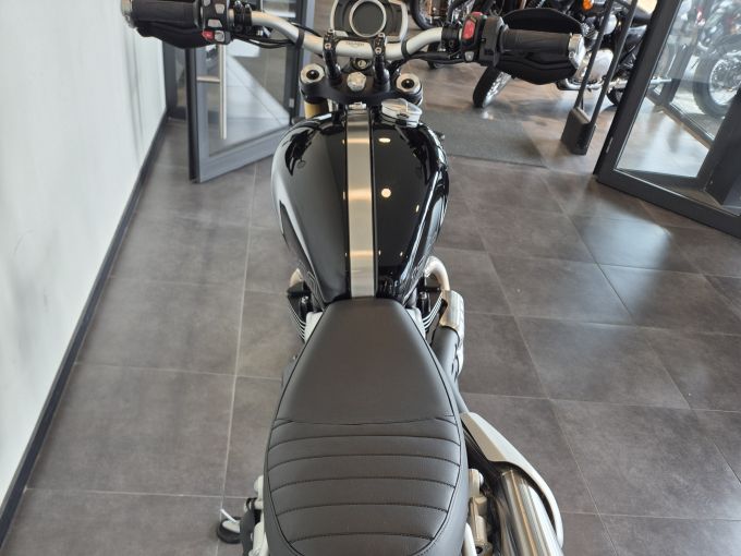 TRIUMPH SCRAMBLER 1200 XE 4
