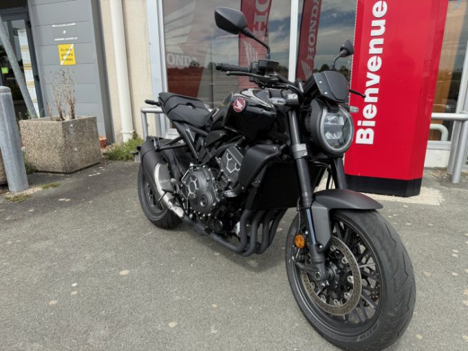 HONDA CB1000R Black Edition 4